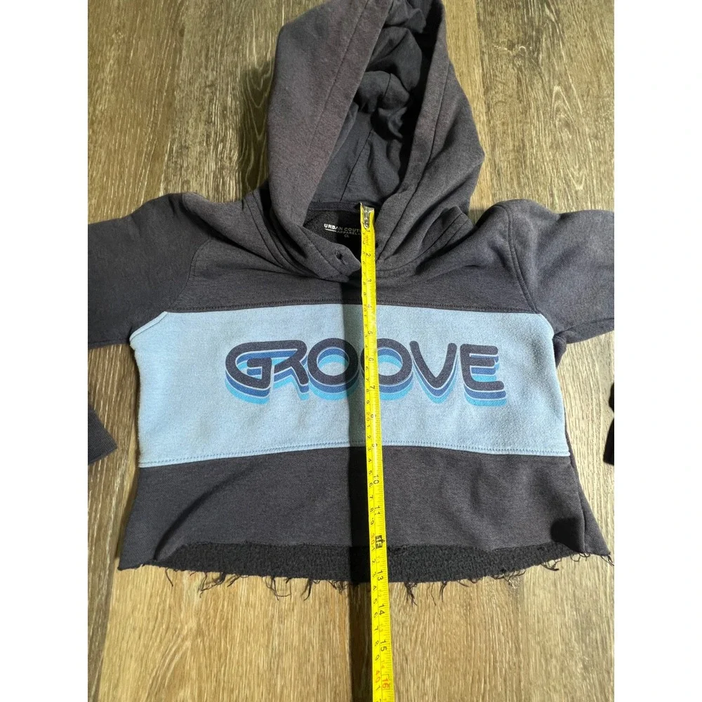 Urban Couture Groove Hoodie Girls XL Gray Blue Good Cropped Raw Hem Graphic